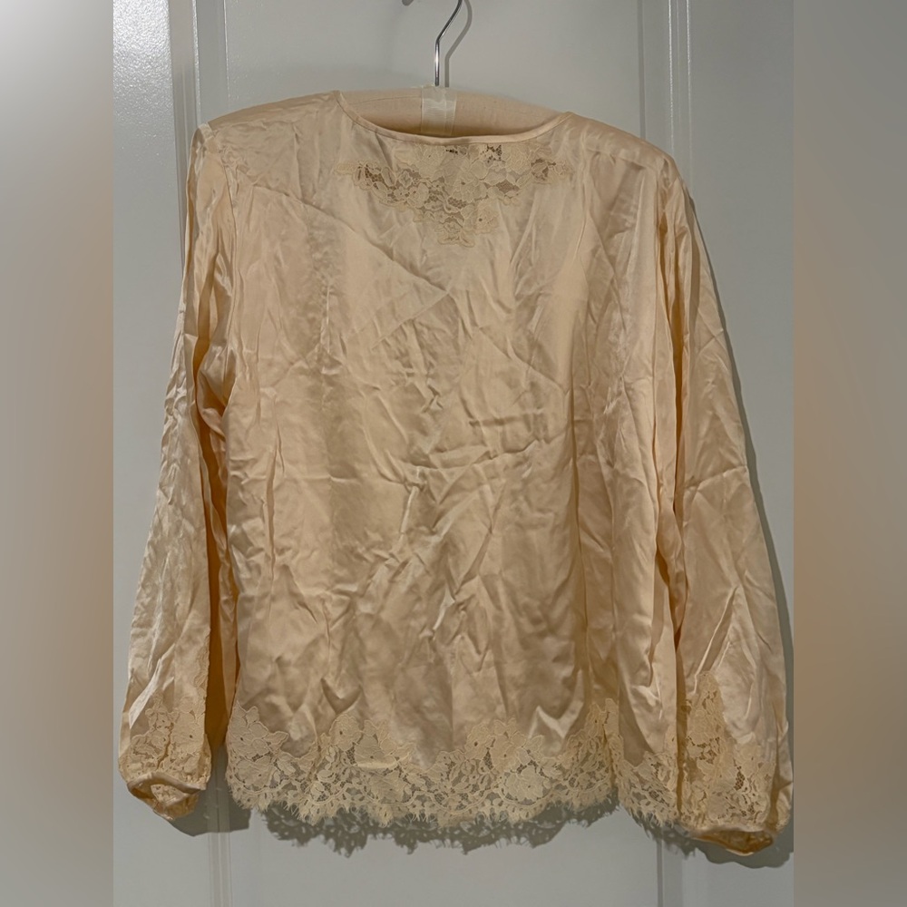 Doen Lucine Top in Candlelight - Picture 5 of 6